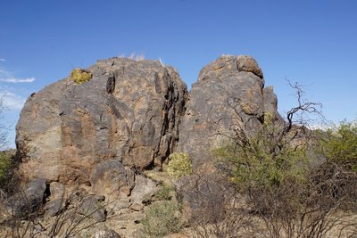 Felsen nahe RN40 Grenze Tucuman-Salta, Tucuman 1680m